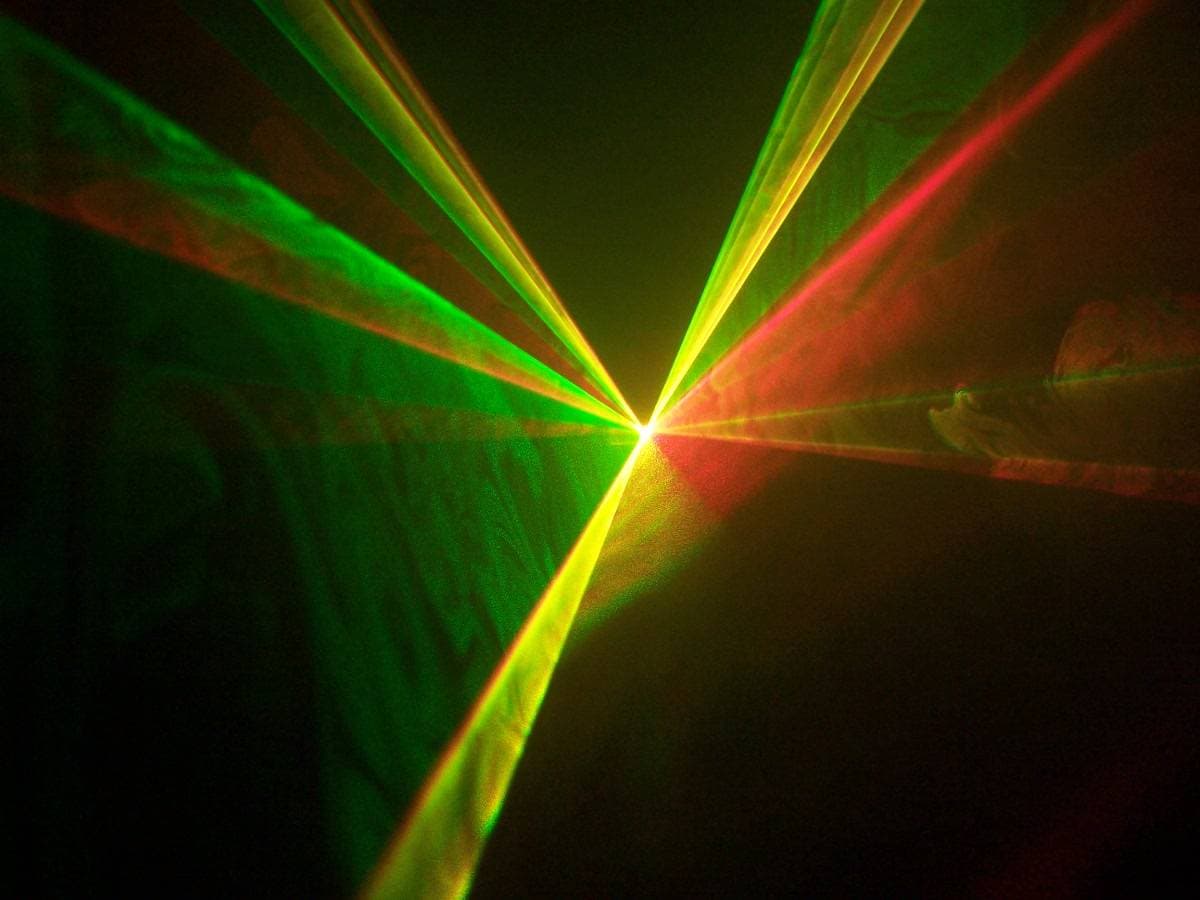 Лазеры для дискотеки купить на Сахалине